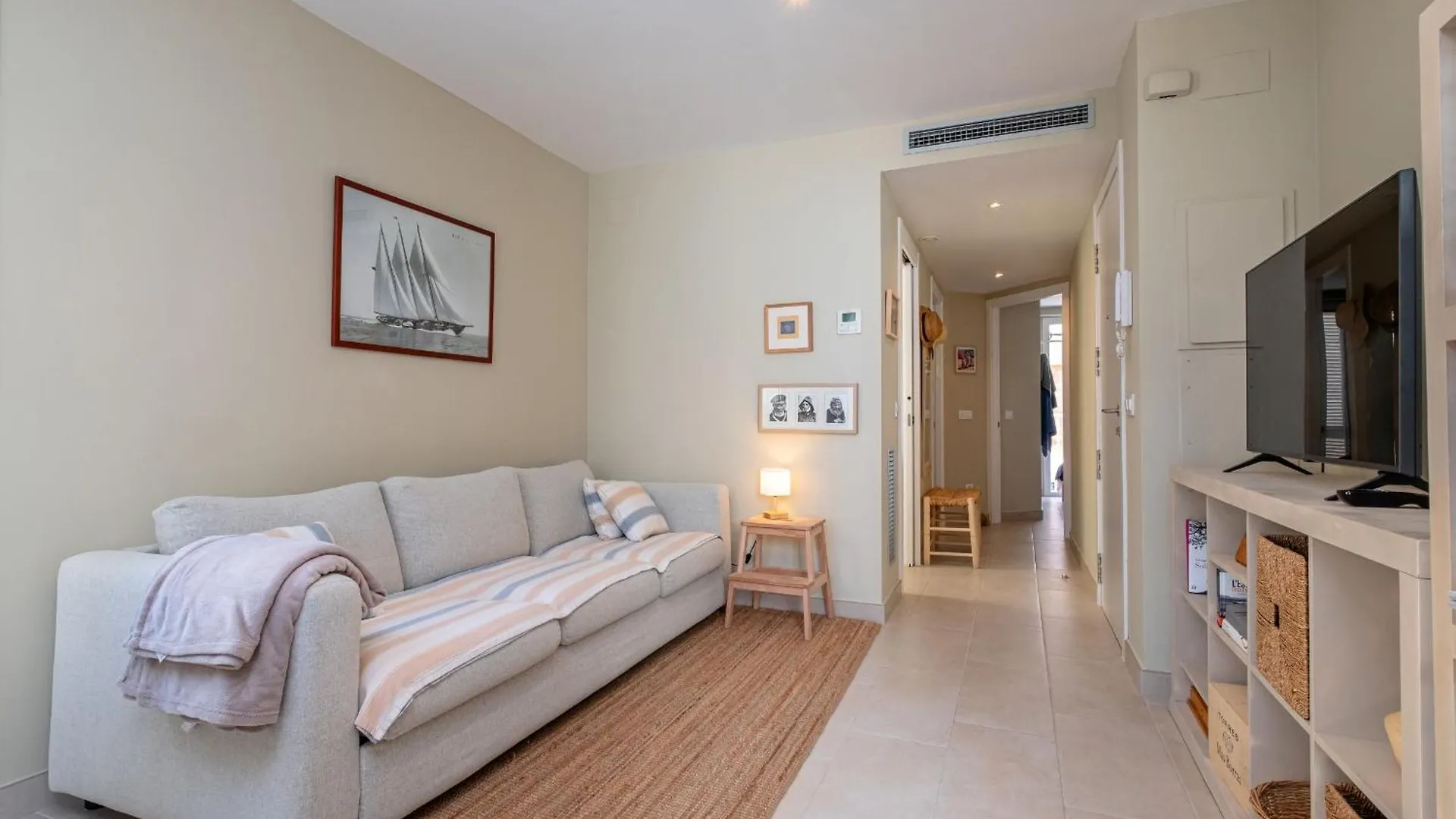 Апартаменты Costabravaforrent Nucli Antic Ля Эскала