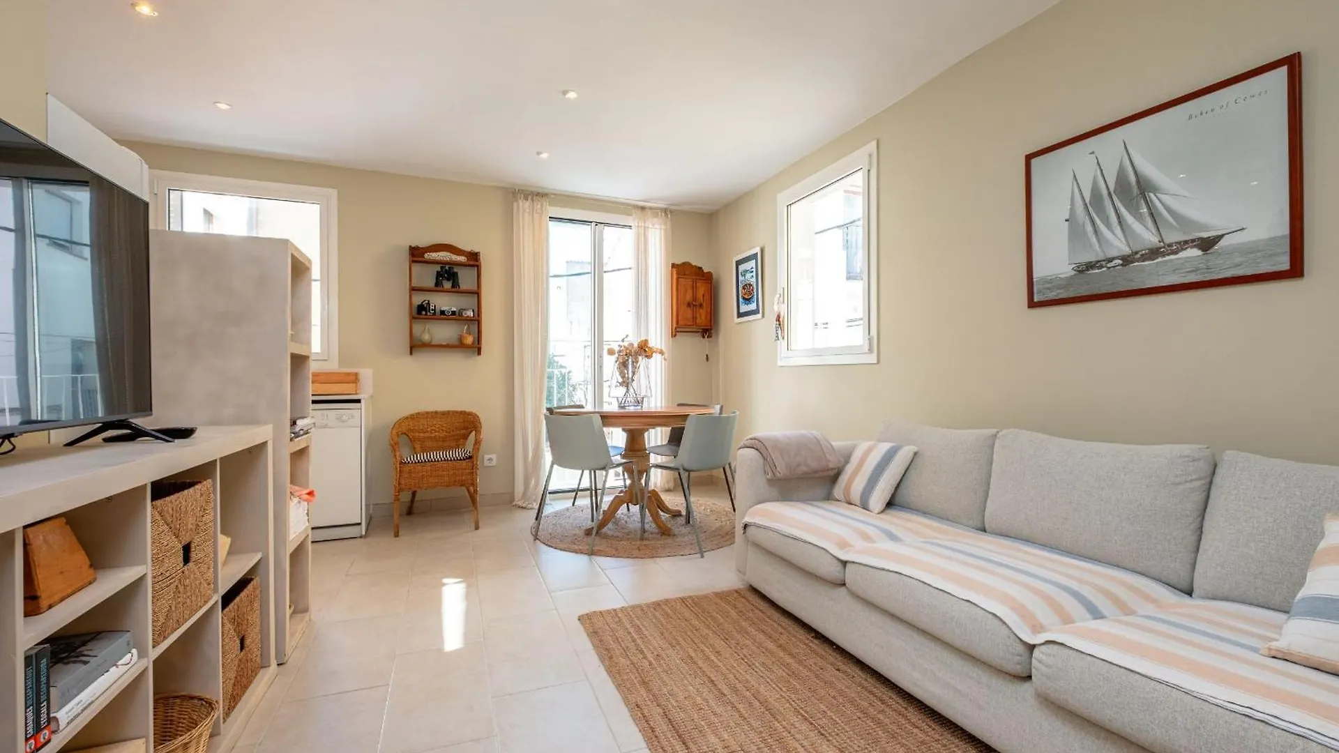 Апартаменты Costabravaforrent Nucli Antic Ля Эскала  Ля Эскала